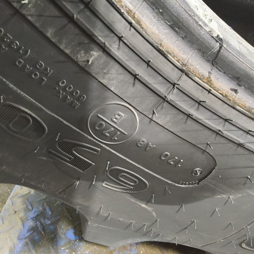 650/65R42 Goodyear Farm DT820 R-1W 170A8 85%