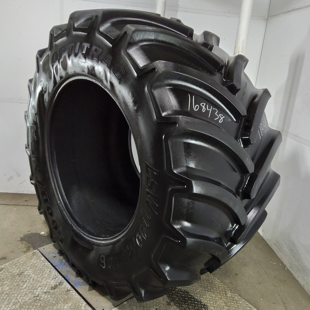 LSW1100/45R46 Goodyear Farm Optitrac R-1W 181D 85%