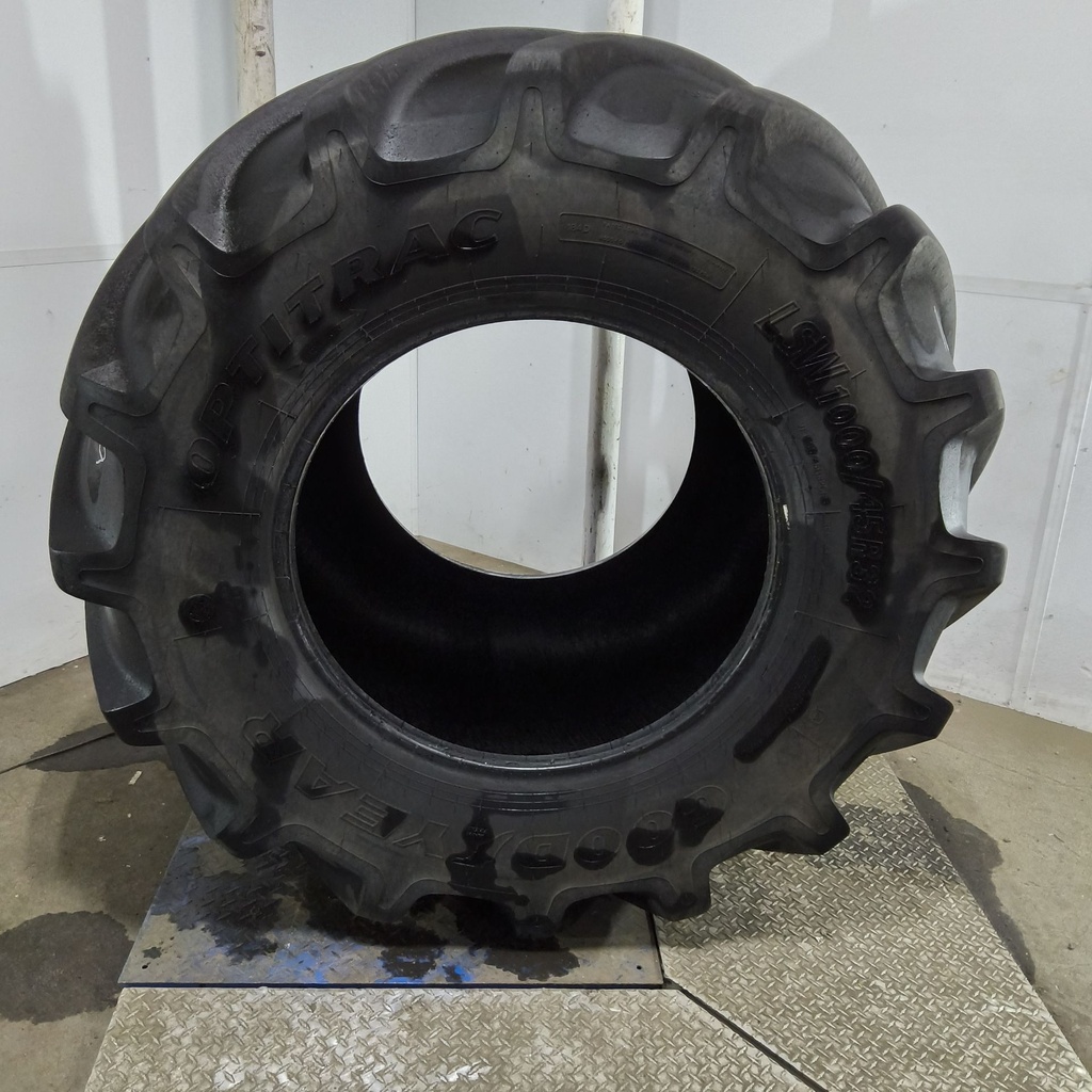 LSW1000/45R32 Goodyear Farm Optitrac R-1W 184D 85%