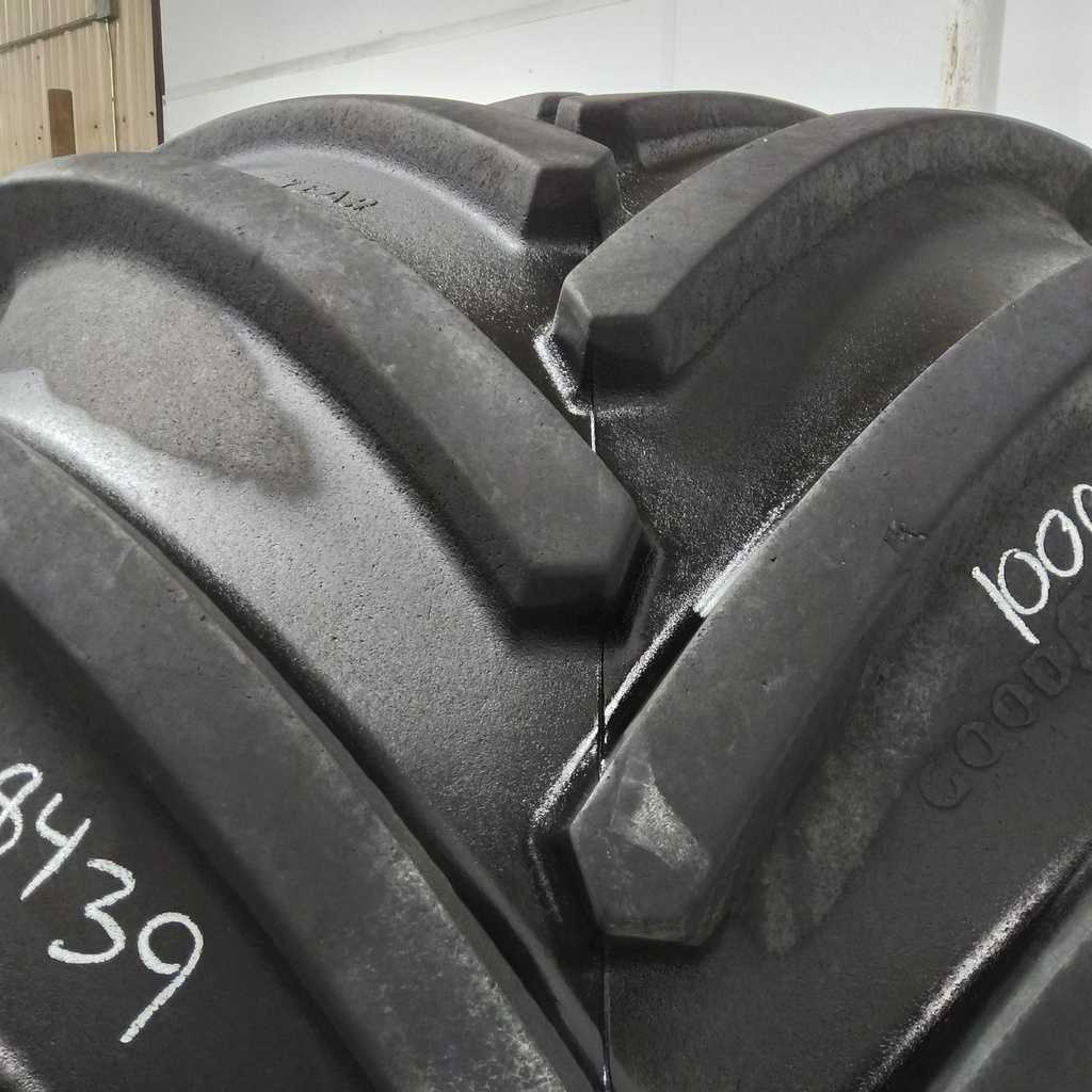 LSW1000/45R32 Goodyear Farm Optitrac R-1W 184D 85%