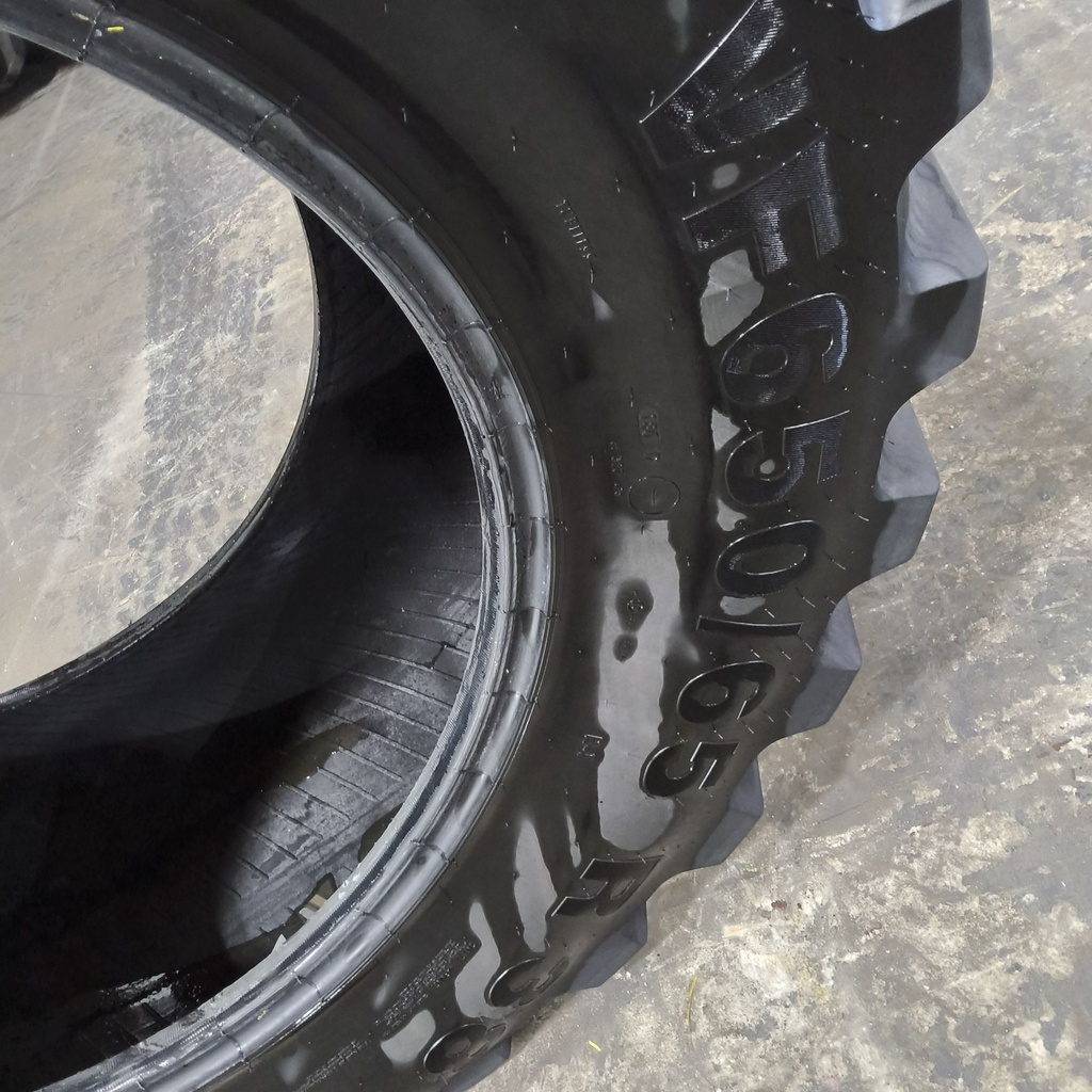 VF650/65R38NRO Mitas HC1000 R-1 180D 95%