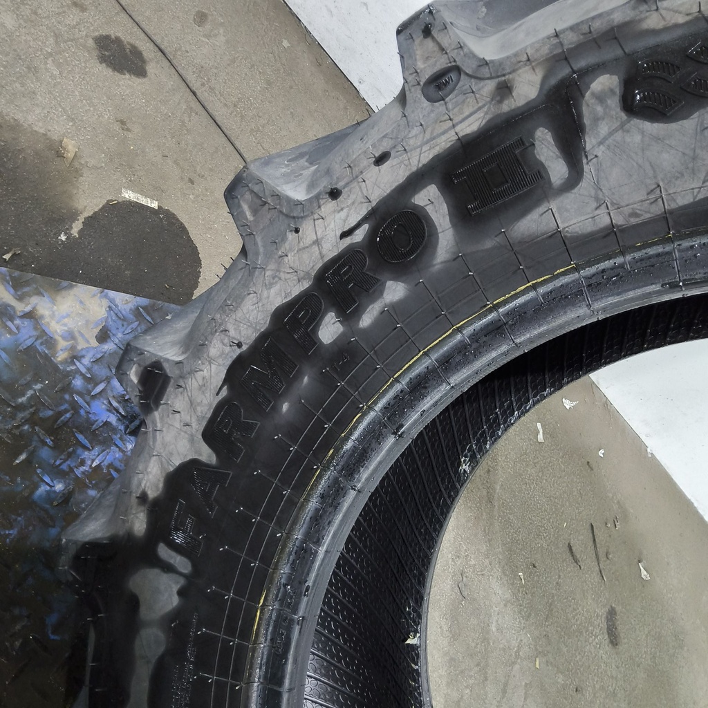 320/85R24 Alliance Farm Pro II R-1W 122B 80%