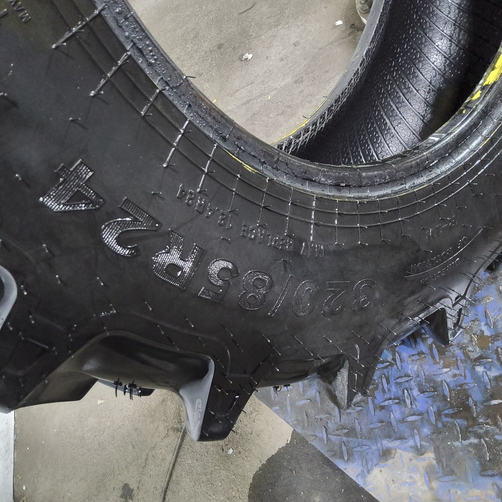 320/85R24 Alliance Farm Pro II R-1W 122B 80%