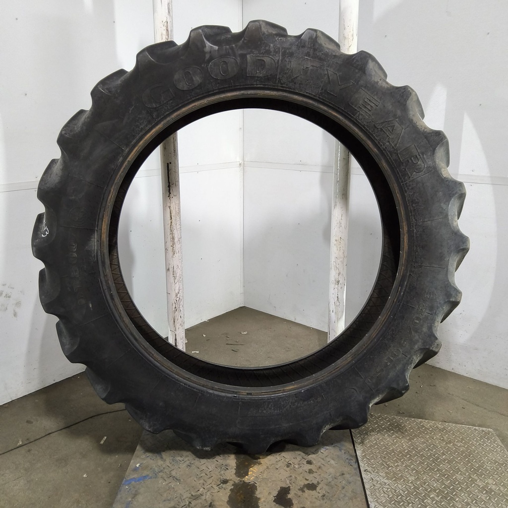 380/90R50 Goodyear Farm DT800 R-1W 151A8 70%