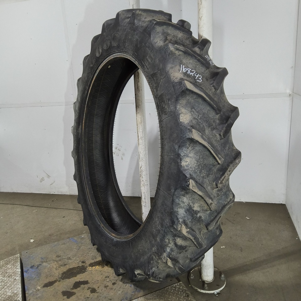 380/90R50 Goodyear Farm DT800 R-1W 151A8 70%