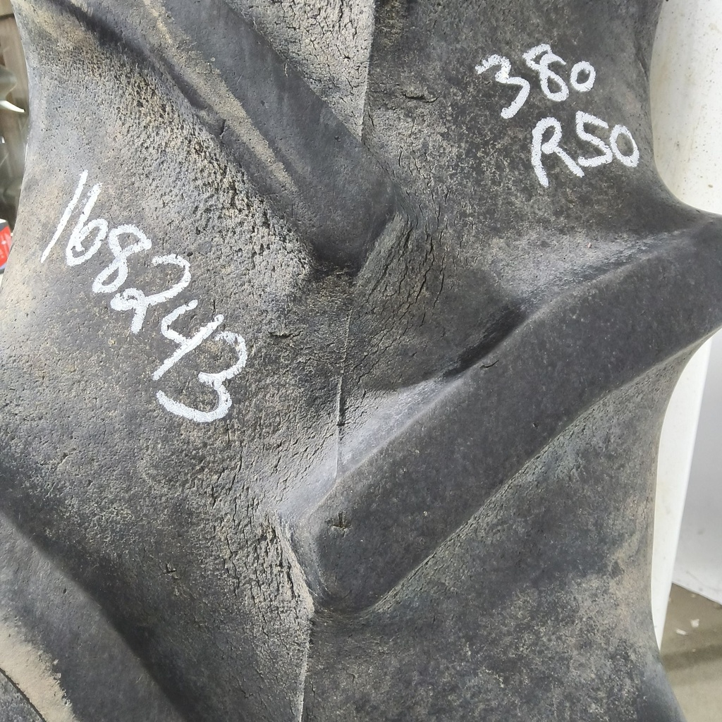 380/90R50 Goodyear Farm DT800 R-1W 151A8 70%