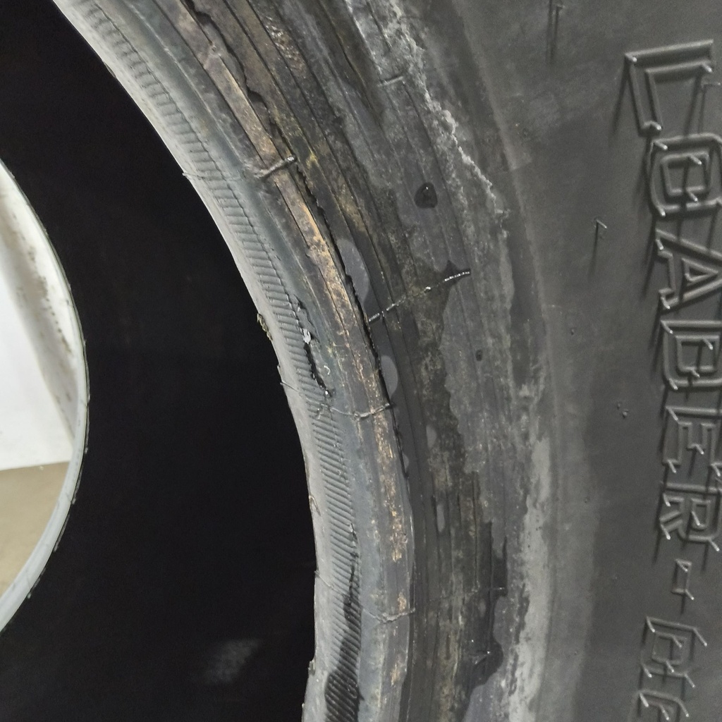 23.5-25 Titan OTR Loader Dozer II L-2 H (16 Ply), 80%