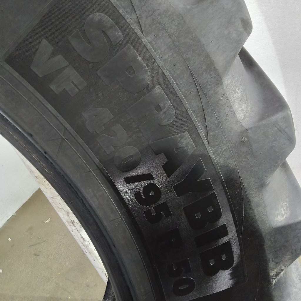 VF420/95R50 Michelin Spraybib R-1S 177D 60%