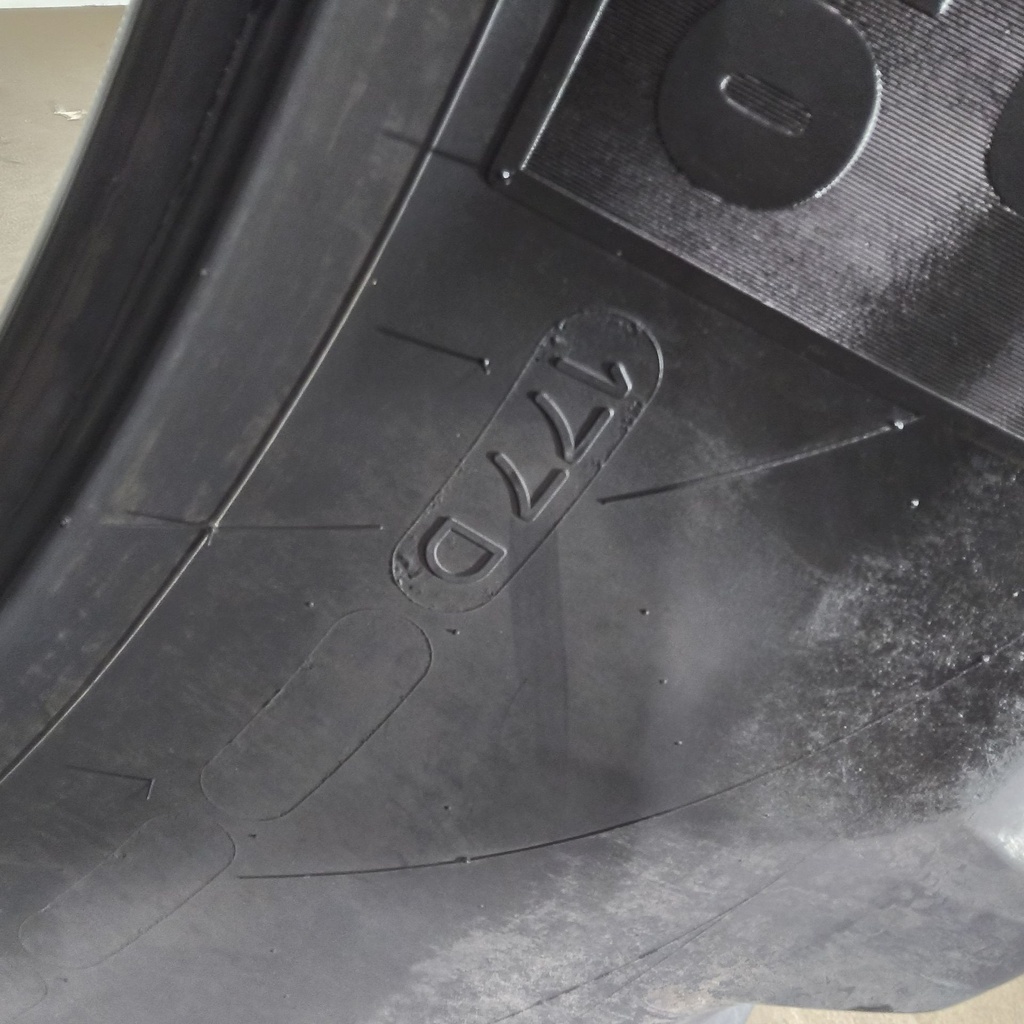 VF420/95R50 Michelin Spraybib R-1S 177D 60%