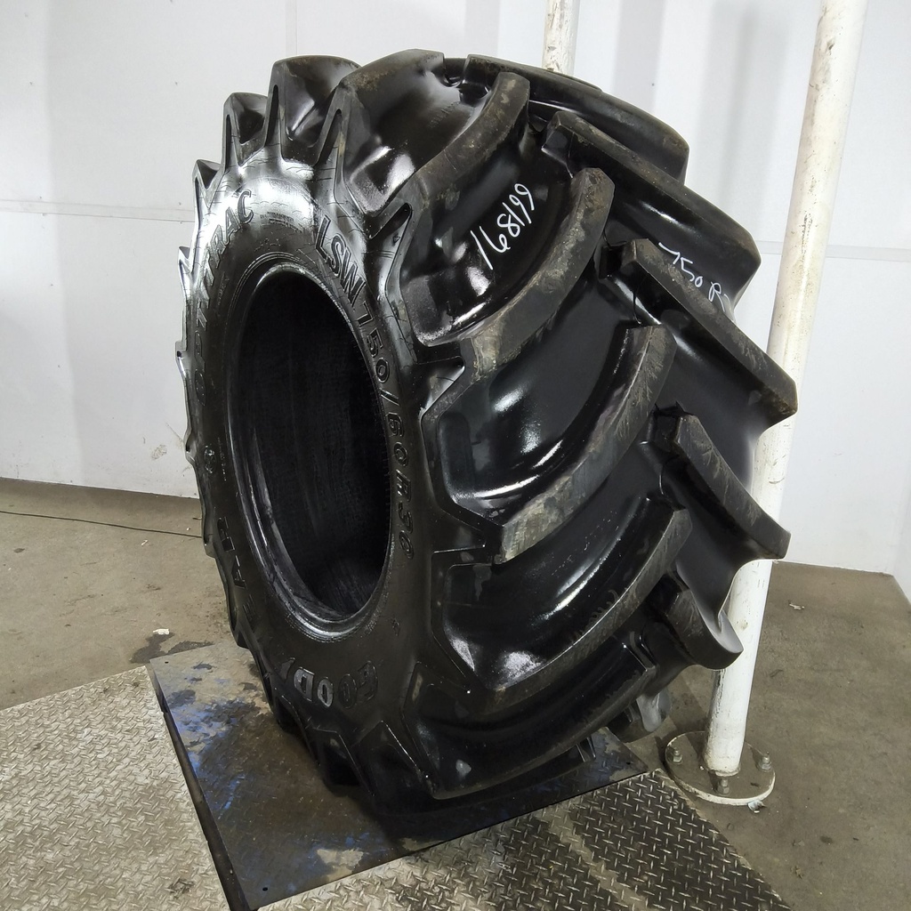 LSW750/60R30 Goodyear Farm Optitrac R-1W 180D 85%