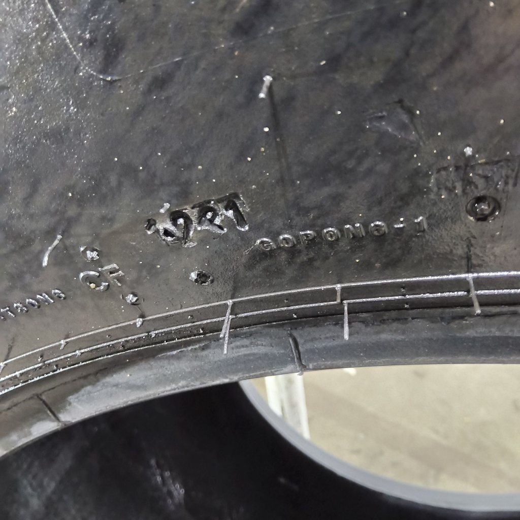 LSW750/60R30 Goodyear Farm Optitrac R-1W 180D 85%