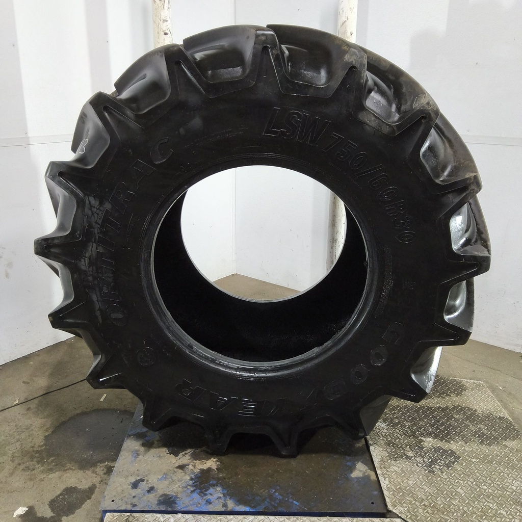 LSW750/60R30 Goodyear Farm Optitrac R-1W 180D 80%
