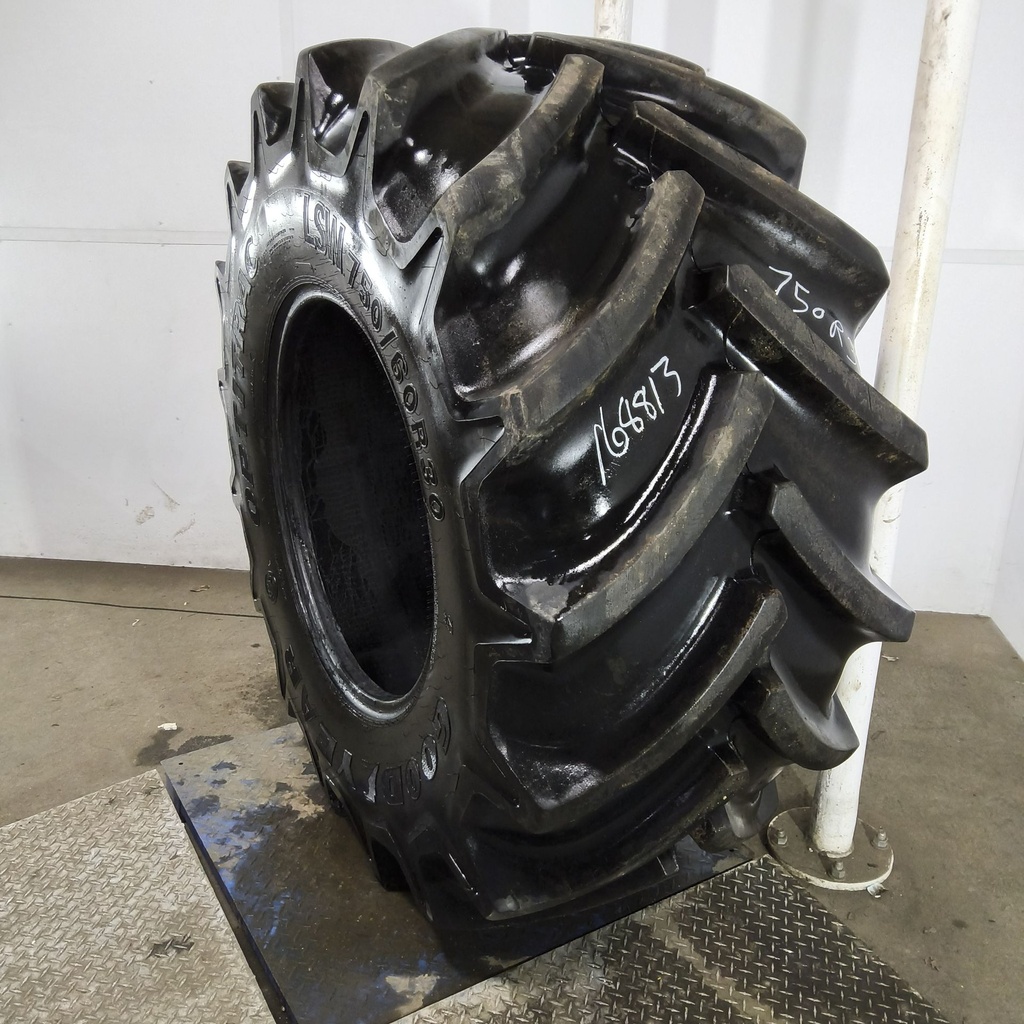 LSW750/60R30 Goodyear Farm Optitrac R-1W 180D 80%