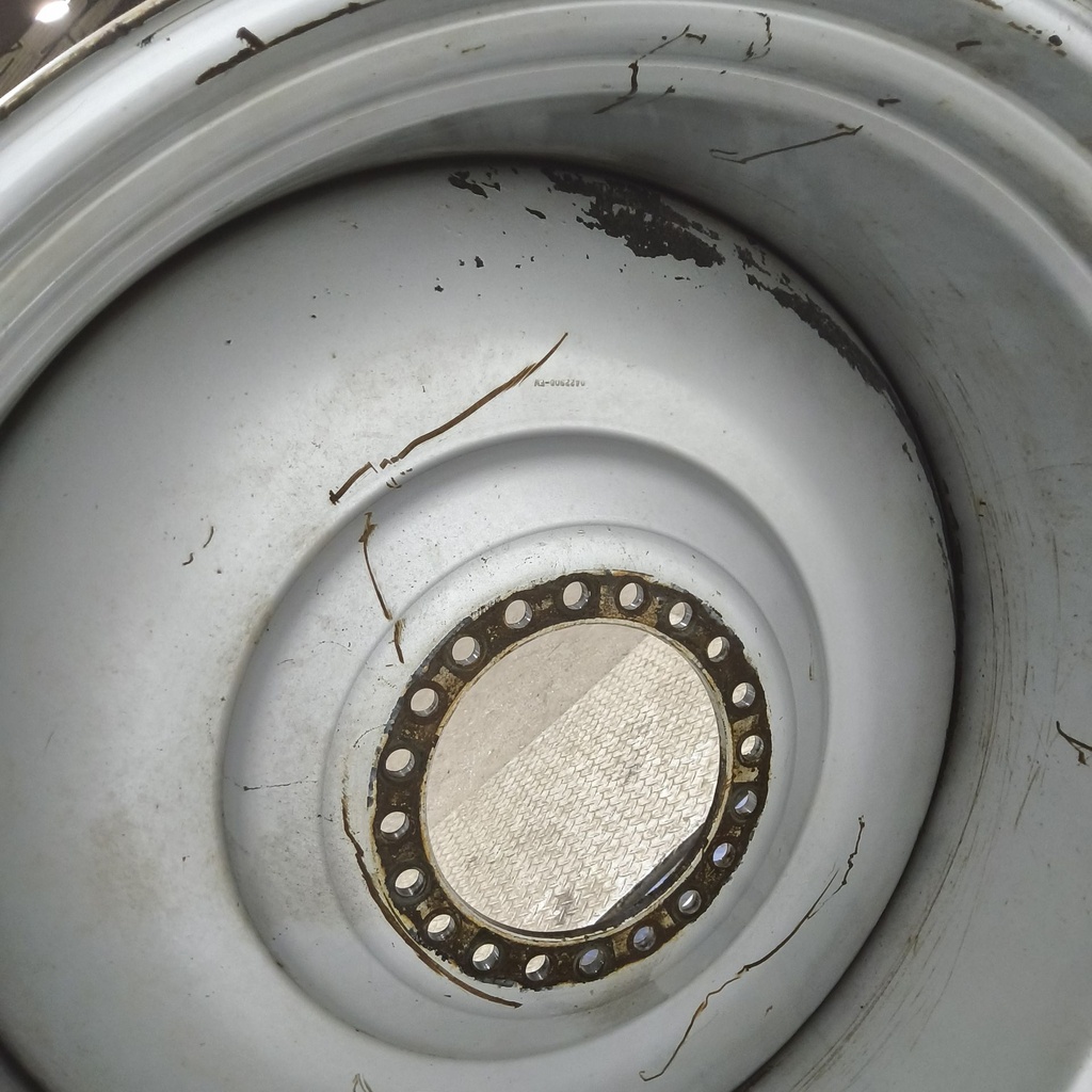 30"W x 46"D, Case IH Silver Mist 20-Hole Formed Plate , -4.75" Offset