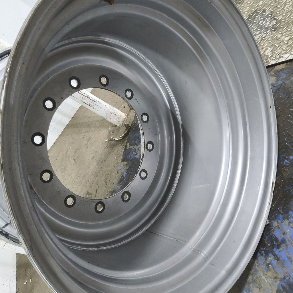 25"W x 30"D, Case IH Silver Mist 12-Hole Formed Plate , -2.62" Offset