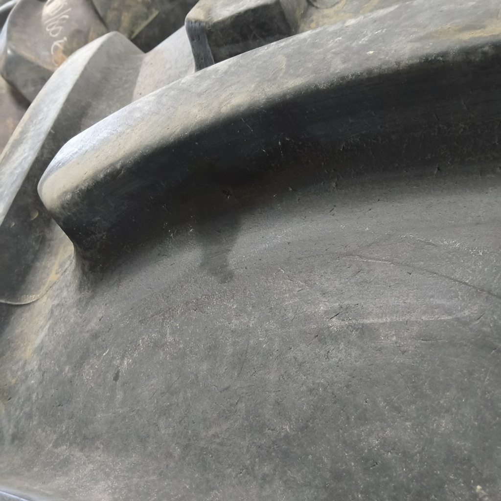 650/65R42 Mitas AC65 Radial  R-1W 168A8 65% 650/65R42 mitas fix