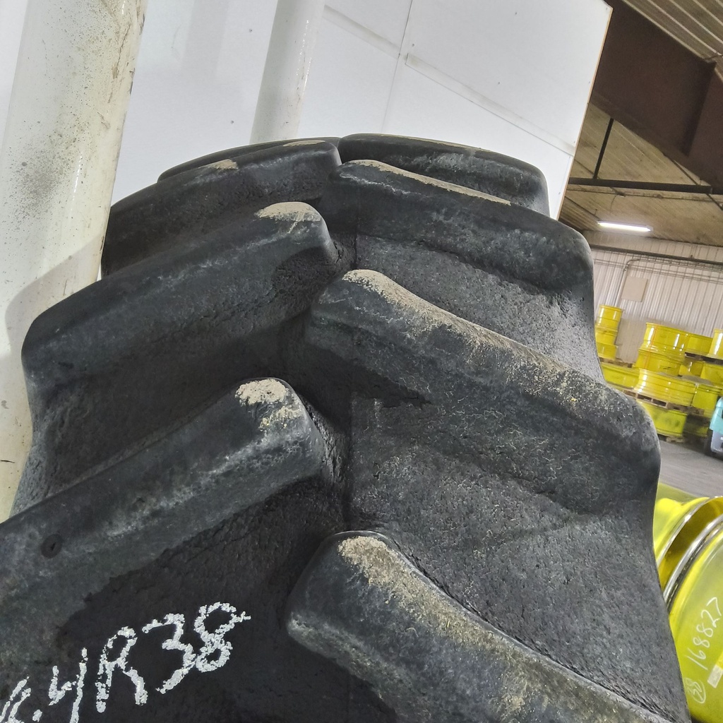 18.4R38 Firestone Radial 23 R-1 146A8 70%