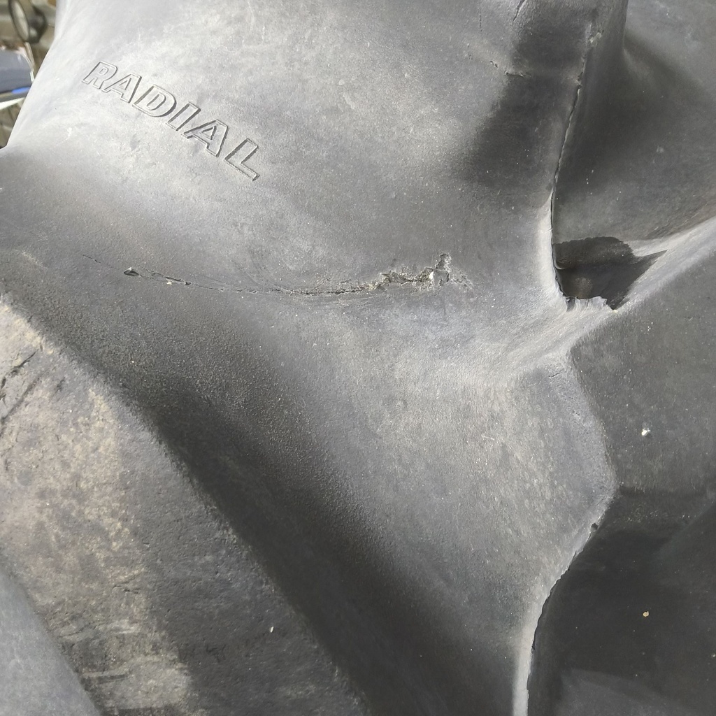 18.4R42 Goodyear Farm Super Traction Radial R-1W 148B 85%