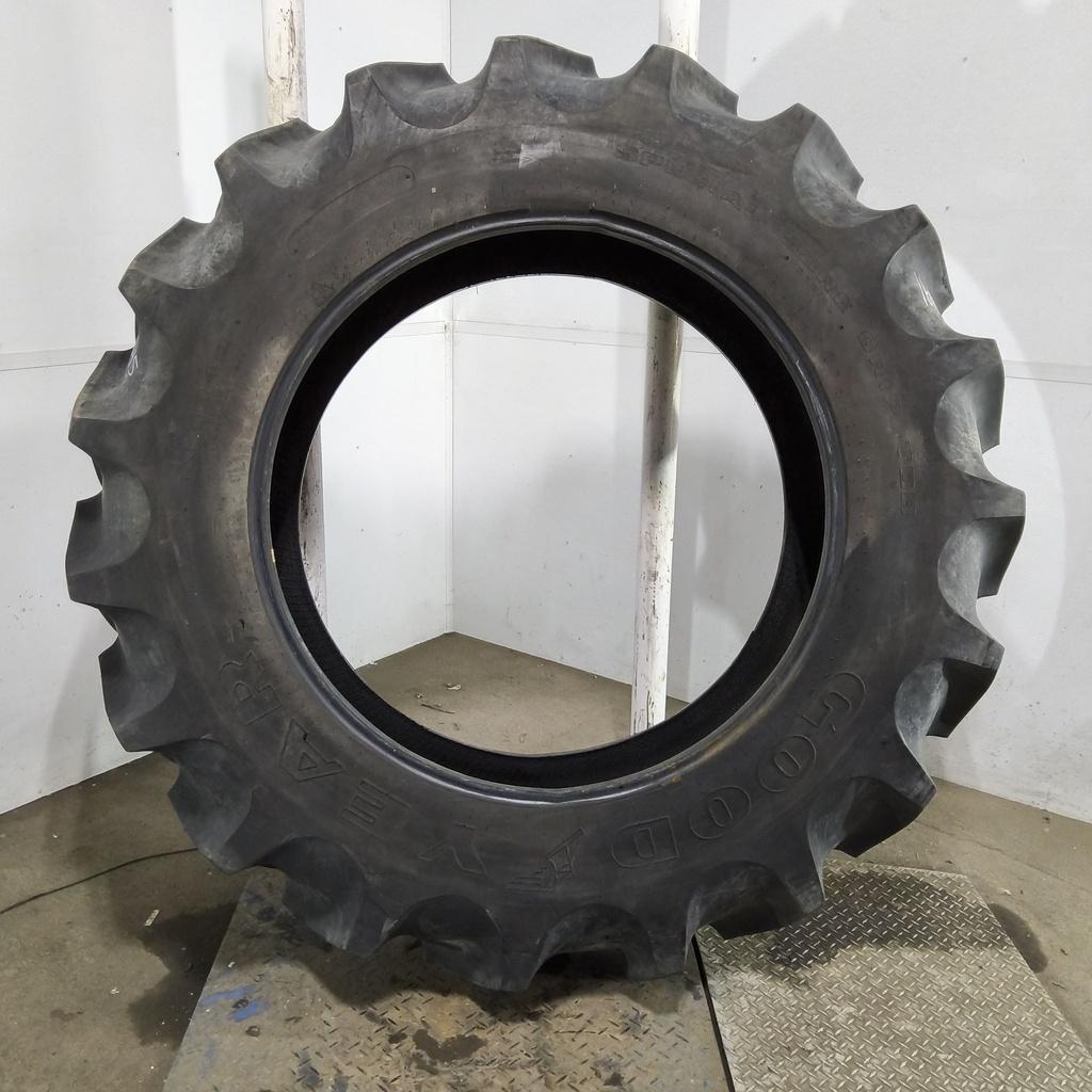 18.4R42 Goodyear Farm Special Sure Grip Radial TD8 R-2 148A8 90%