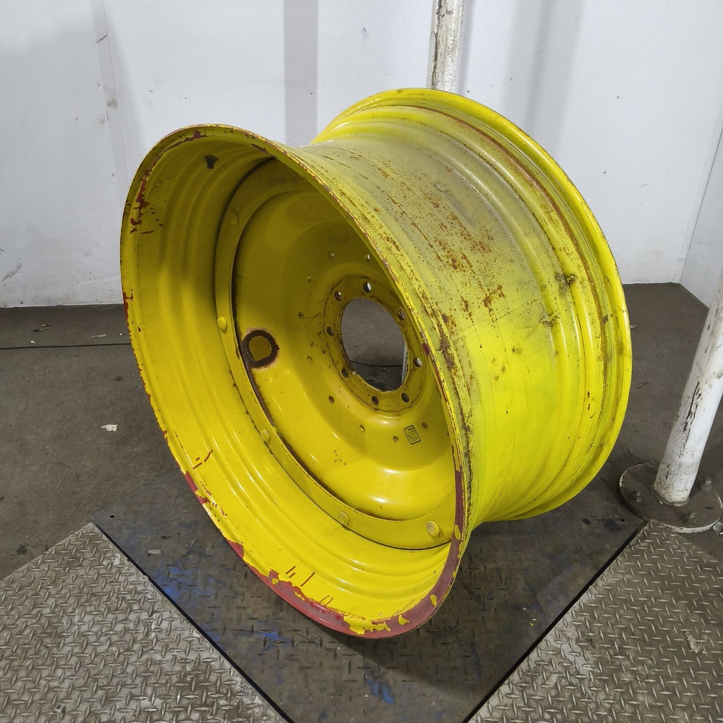 18"W x 38"D, John Deere Yellow 8-Hole Stub Disc , 1.75" Offset