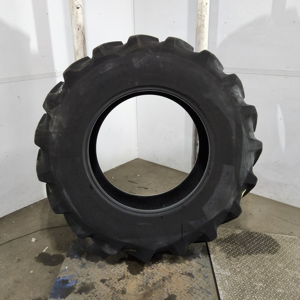 16.9R30 Goodyear Farm Super Traction Radial R-1W 137B 75%