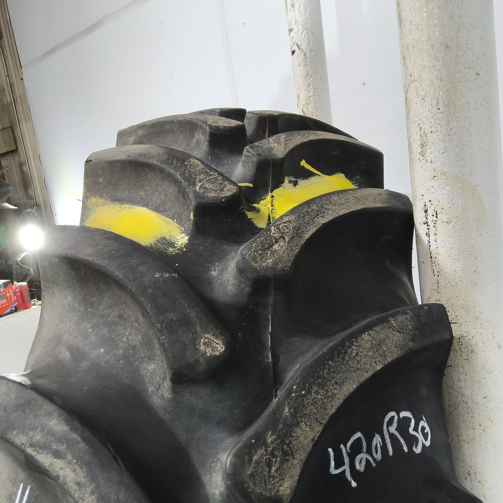 420/90R30 Firestone Radial All Traction FWD R-1 142B 80%