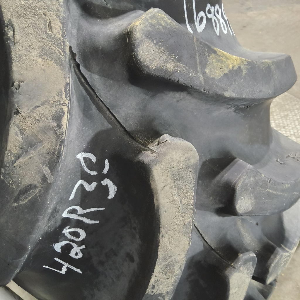 420/90R30 Firestone Radial All Traction FWD R-1 142B 80%