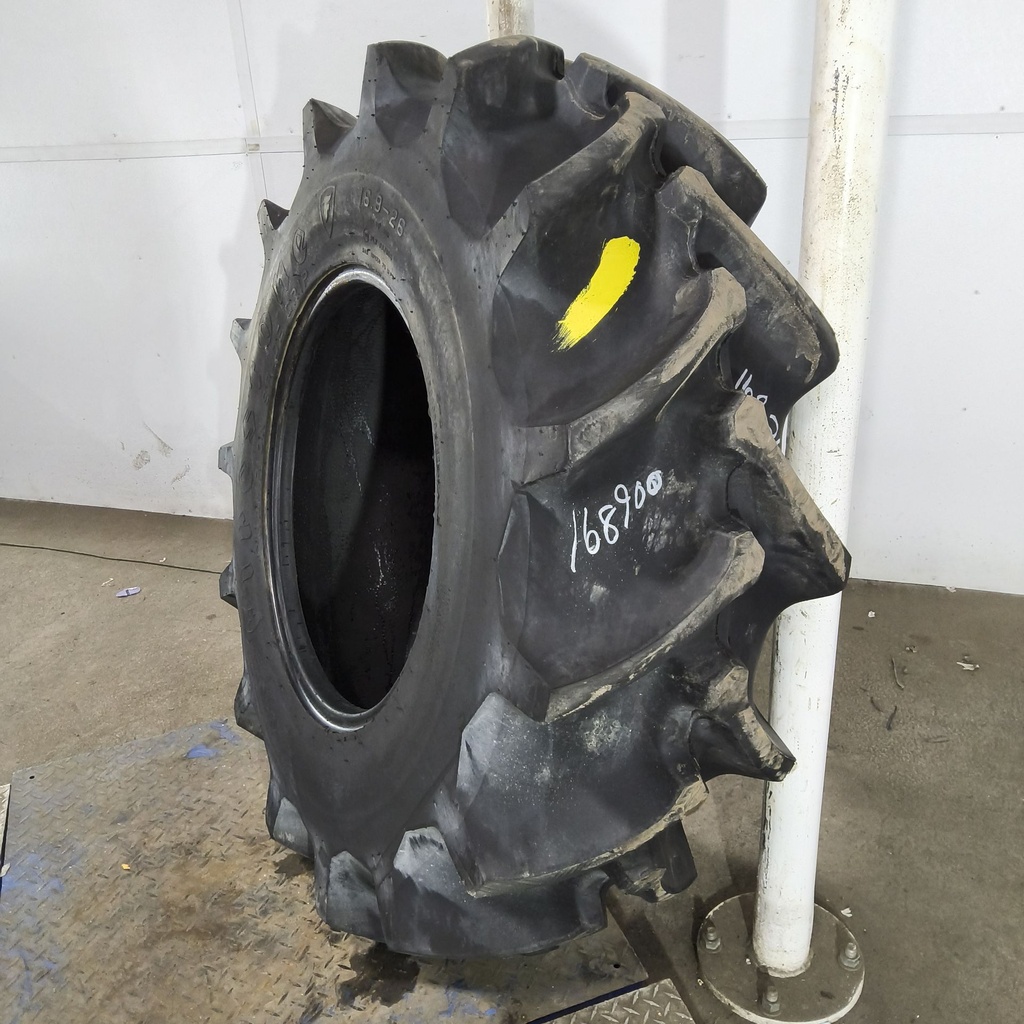 16.9-26 Firestone Champion Spade Grip R-2 E (10 Ply), 75%