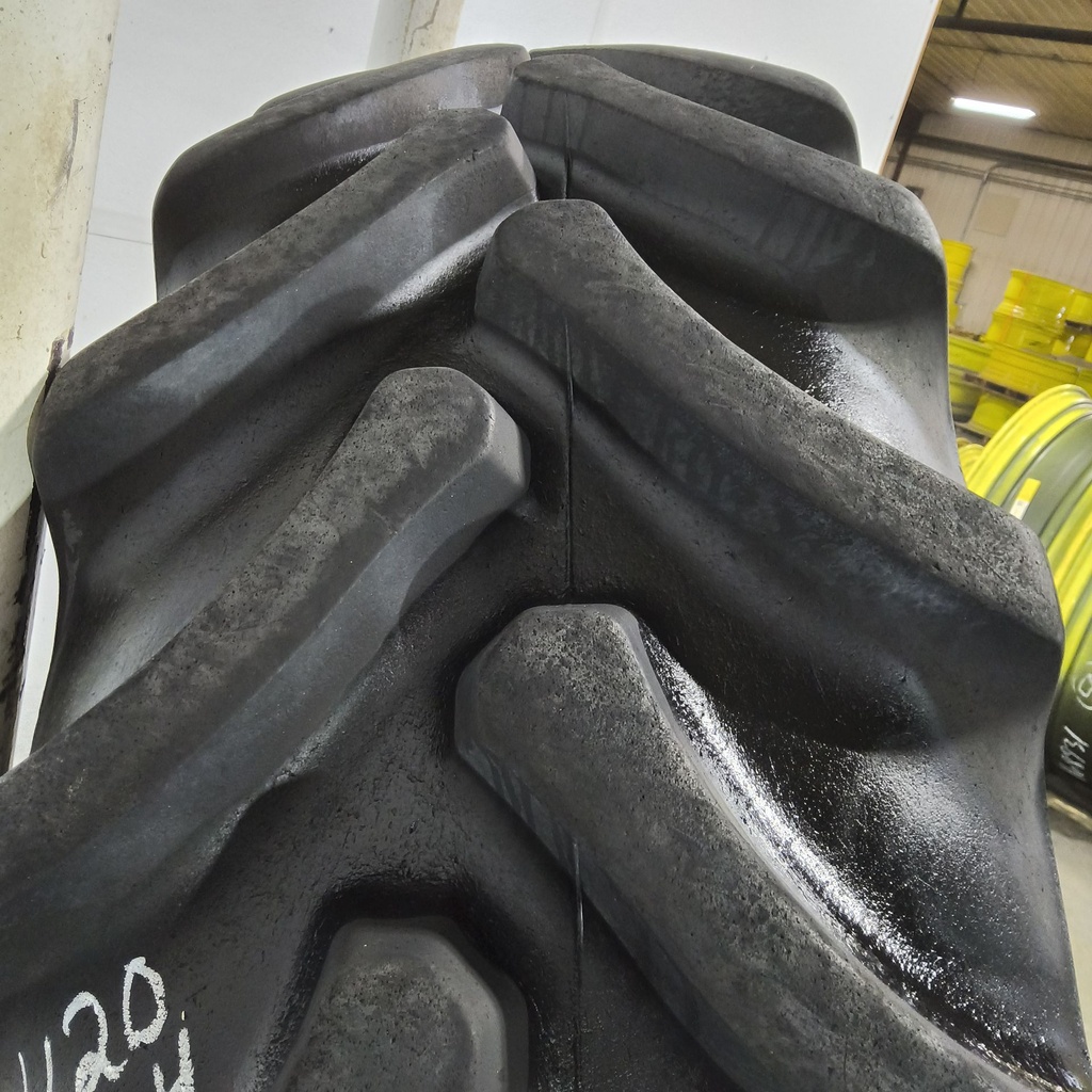 420/85R34 Firestone Radial All Traction DT R-1W 147A8/147B 90%