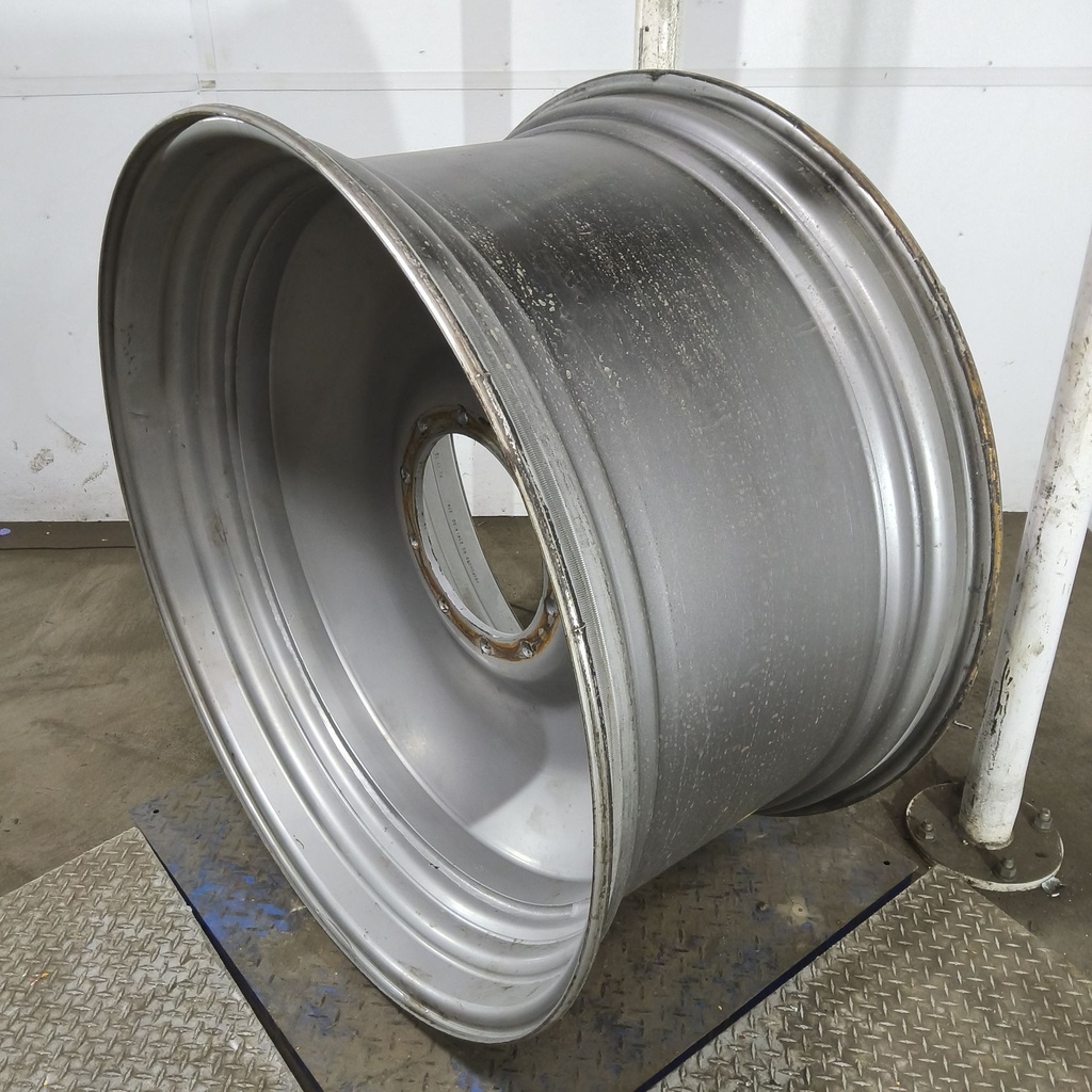 25"W x 46"D, Case IH Silver Mist 10-Hole Bubble Disc , -1.62" Offset