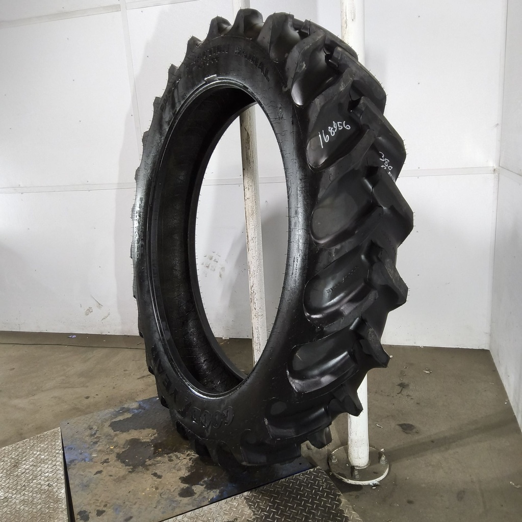 380/90R54 Goodyear Farm DT800 Super Traction R-1W 162A8 99%