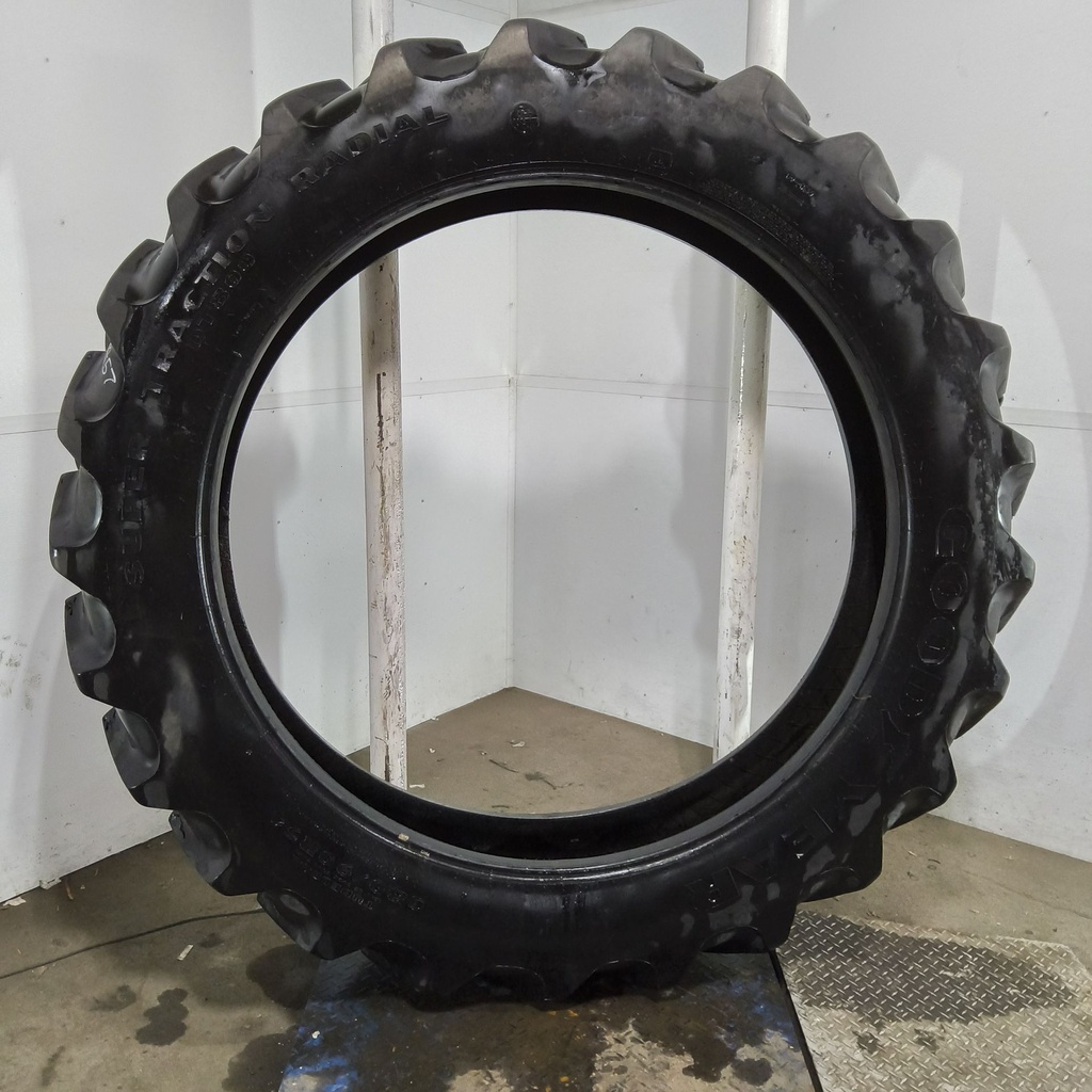 380/90R54 Goodyear Farm DT800 Super Traction R-1W 162A8 95%