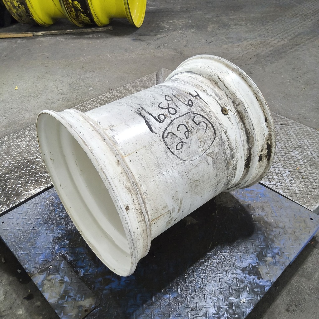 24"W x 22.5"D, Ford / New Holland White 10-Hole Hub Pilot