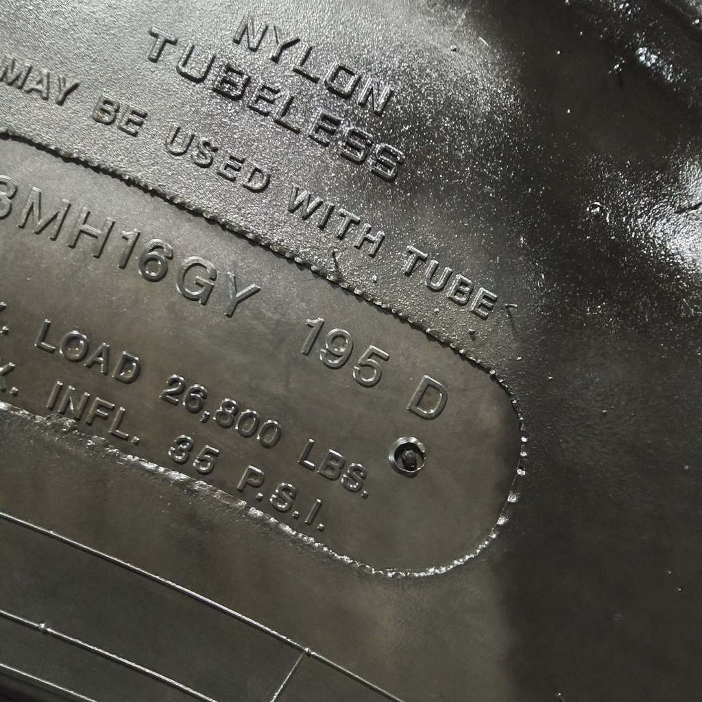 LSW1100/45R46 Goodyear Farm DT930 R-1W 195D 75%