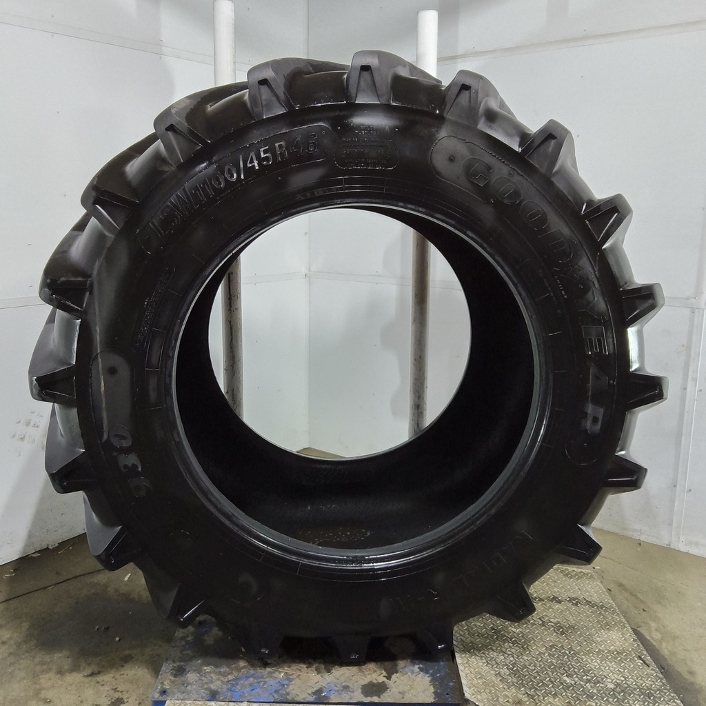 LSW1100/45R46 Goodyear Farm DT930 R-1W 195D 90%