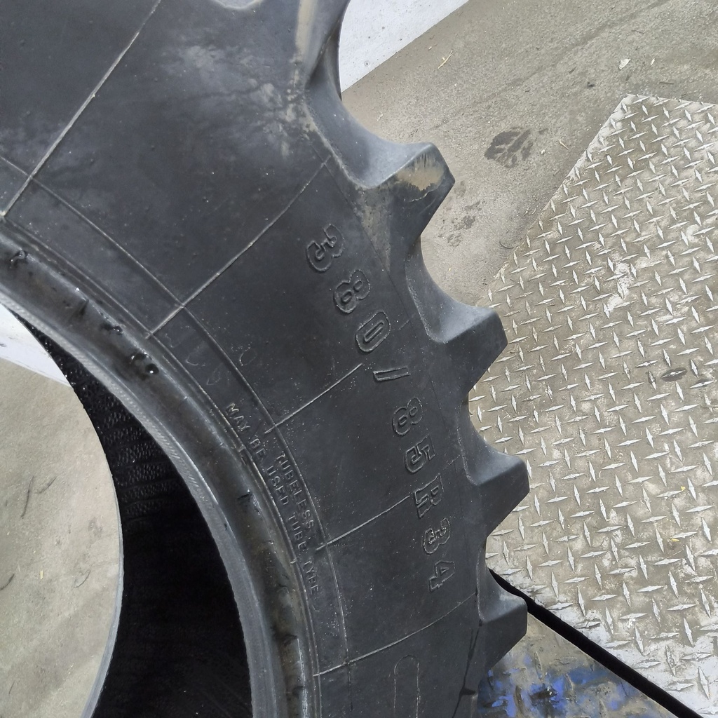 380/85R34 Firestone Radial All Traction FWD R-1 137A8/137B 60%