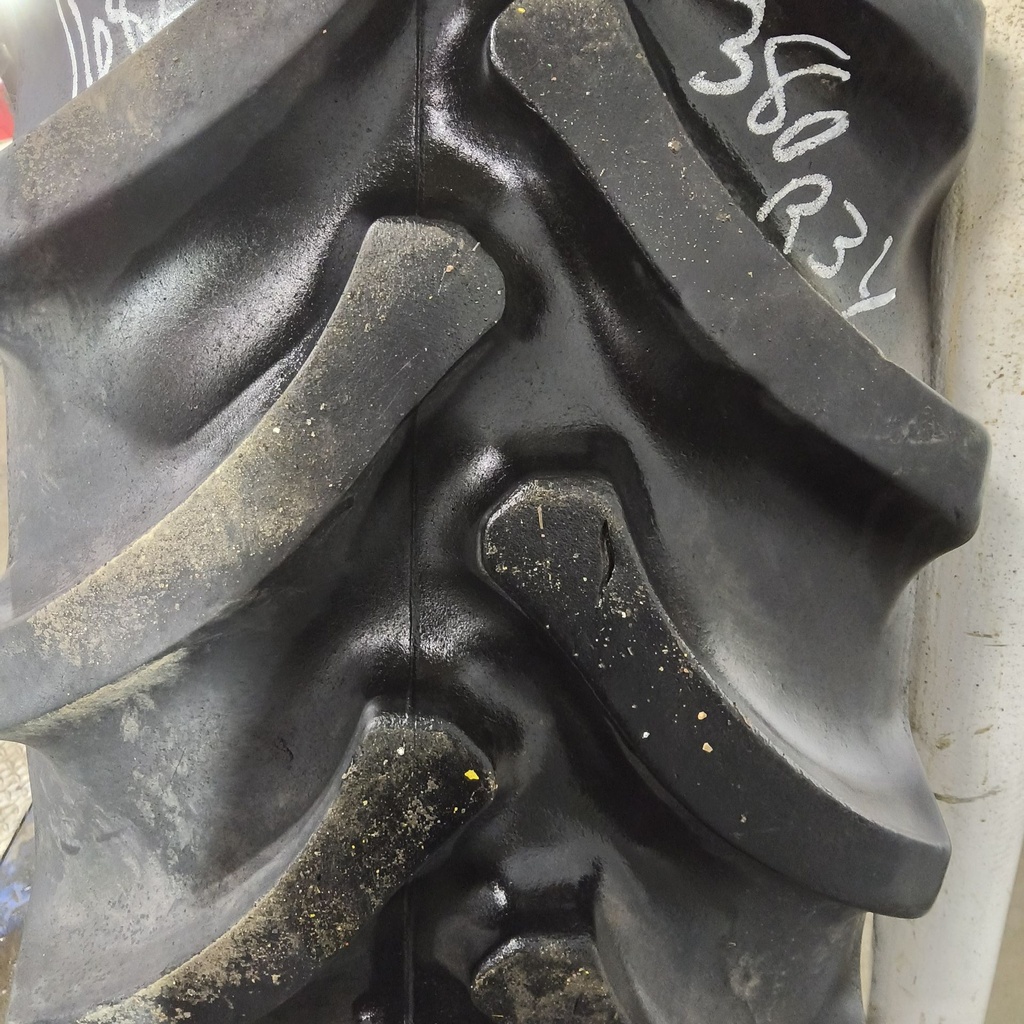 380/85R34 Firestone Radial All Traction FWD R-1 137A8/137B 75%