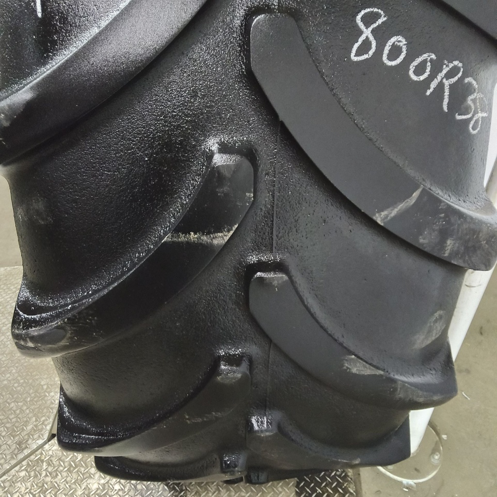 800/70R38 Firestone Maxi Traction R-1W 173D/173B 35%