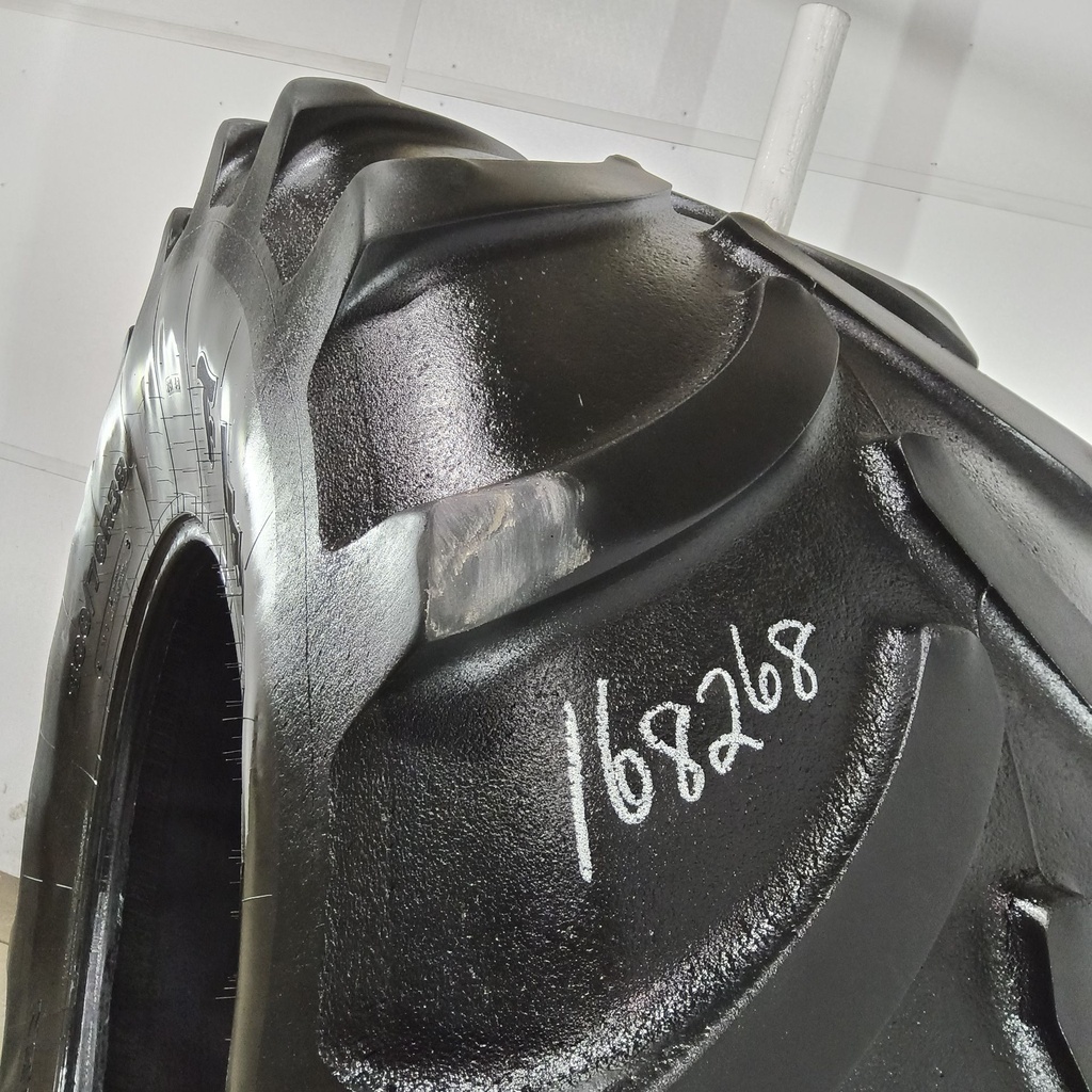 800/70R38 Firestone Maxi Traction R-1W 173D/173B 35%