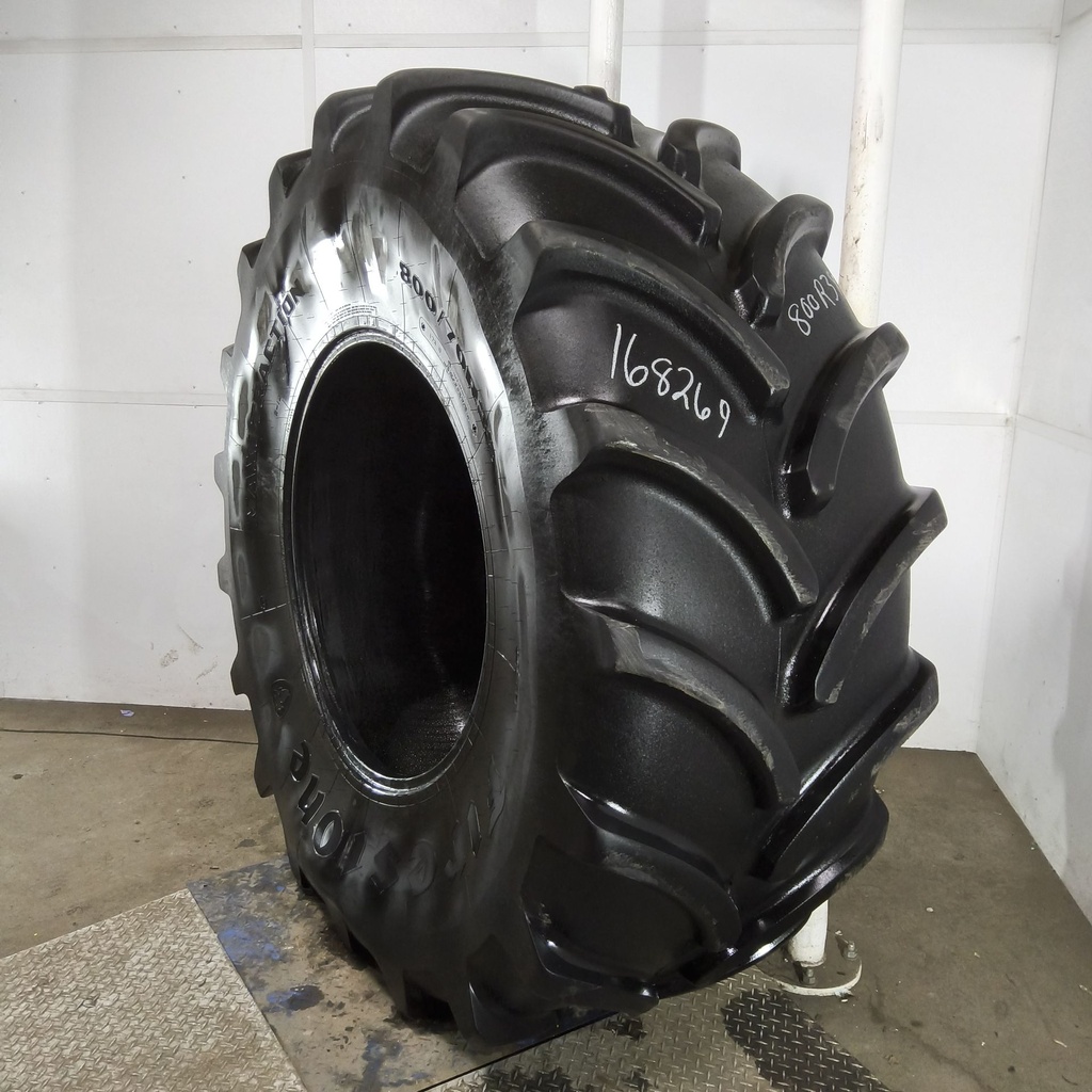 800/70R38 Firestone Maxi Traction R-1W 173D/173B 90%