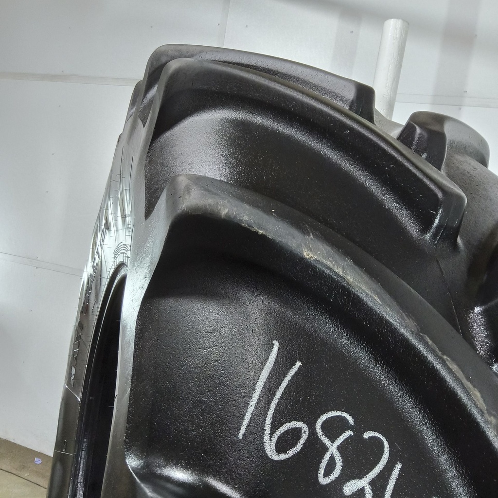 800/70R38 Firestone Maxi Traction R-1W 173D/173B 90%