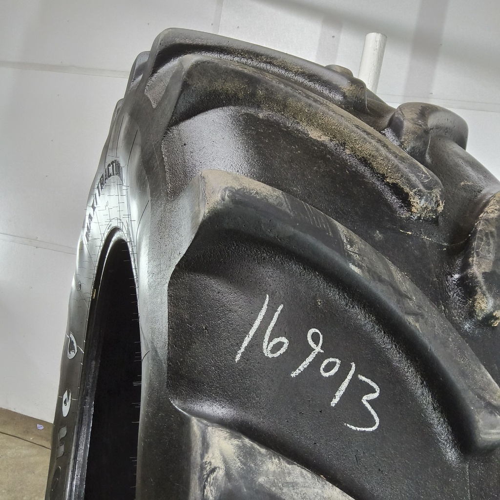 800/70R38 Firestone Maxi Traction R-1W 173D/173B 75%