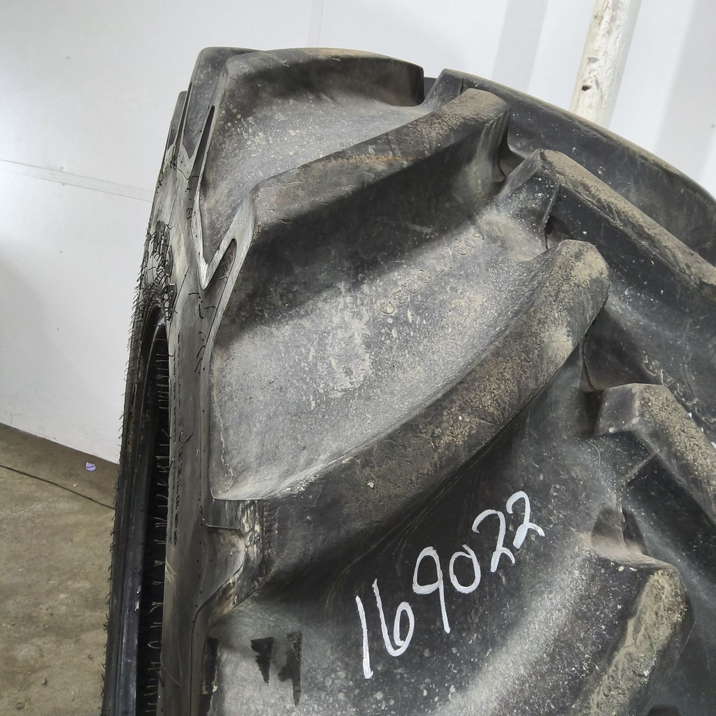 600/70R30 Goodyear Farm DT824 Optitrac R-1W 152B 90%