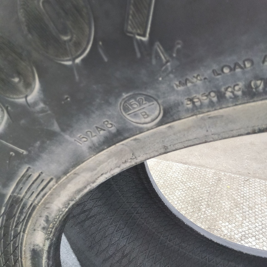 600/70R30 Goodyear Farm DT824 Optitrac R-1W 152B 90%