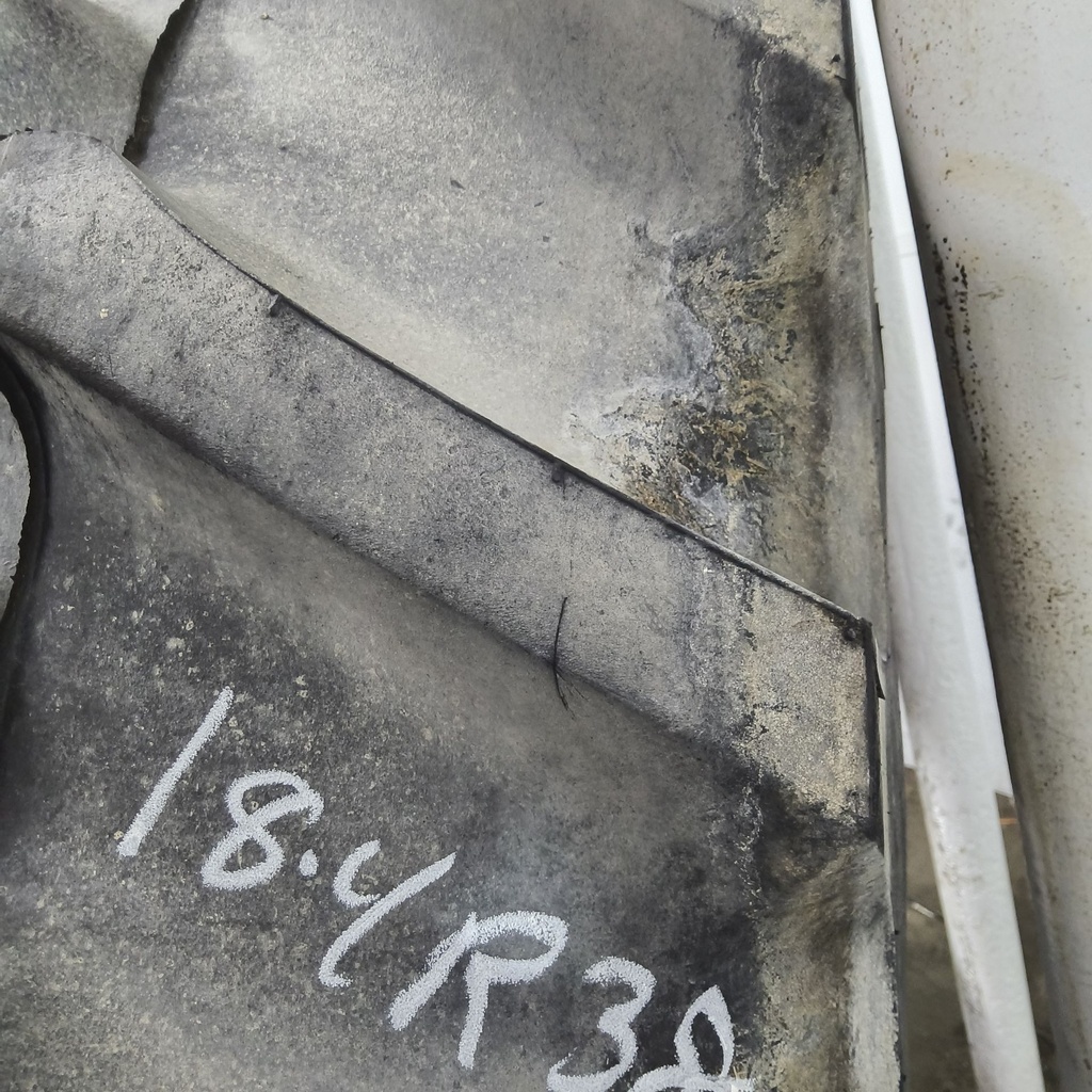 18.4R38 Firestone Radial All Traction 23 R-1 141A8 95%