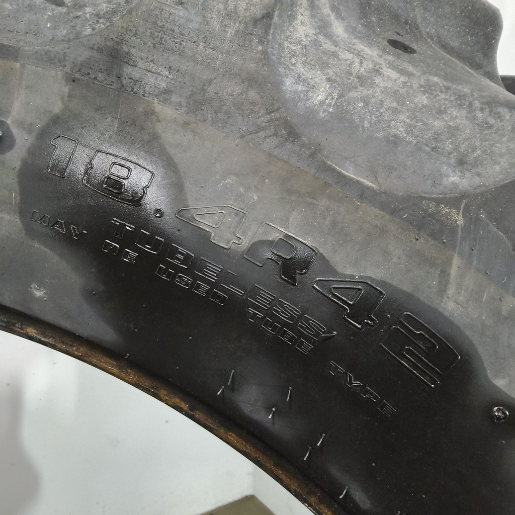 18.4R42 Goodyear Farm Special Sure Grip Radial TD8 R-2 148A8 85%