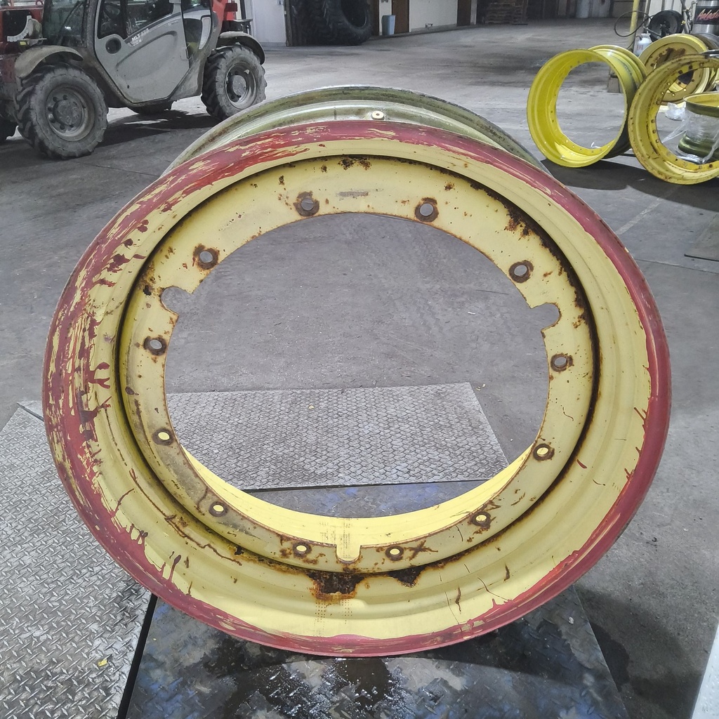 16"W x 42"D, John Deere Yellow 12-Hole Stub Disc , -3" Offset