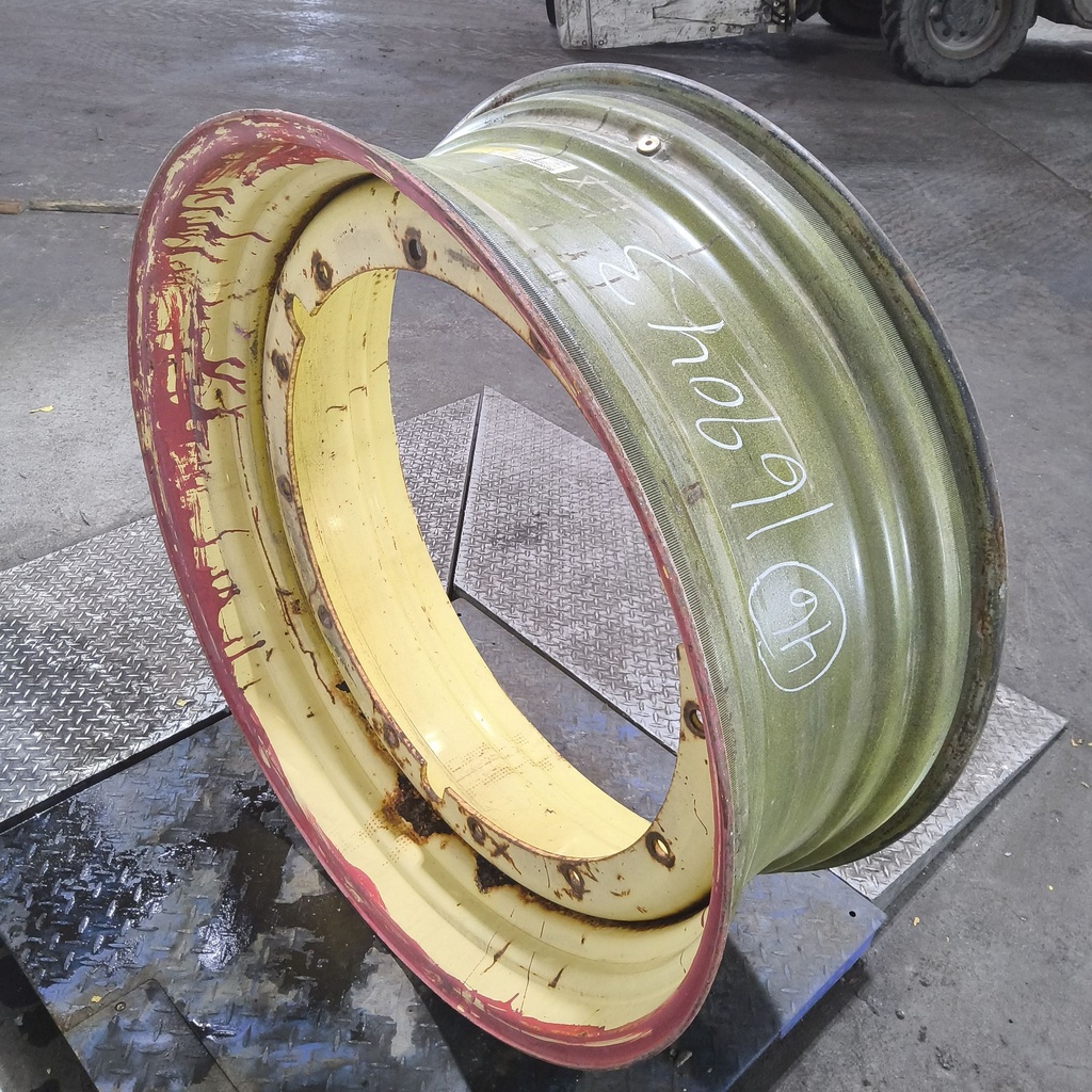 16"W x 42"D, John Deere Yellow 12-Hole Stub Disc , -3" Offset