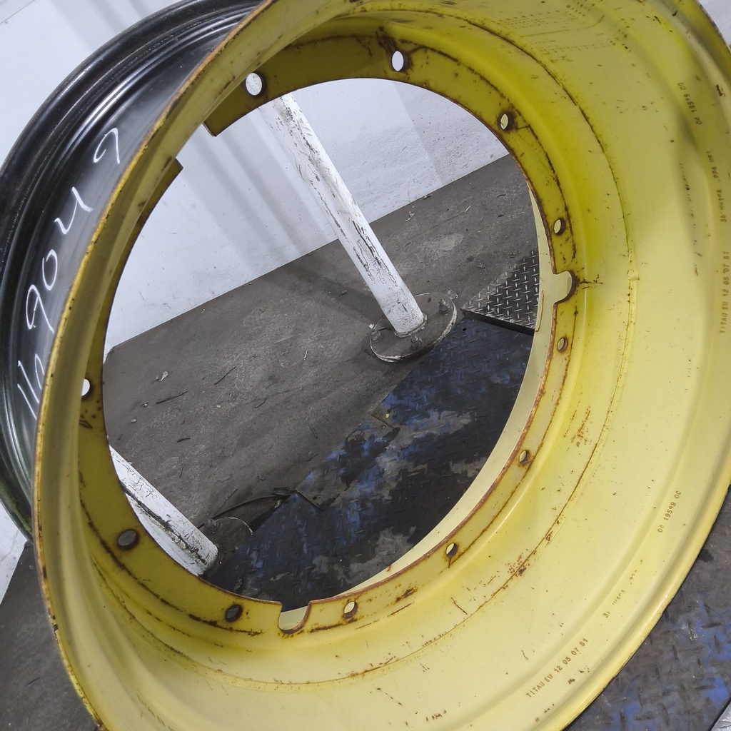 16"W x 38"D, John Deere Yellow 12-Hole Stub Disc , -3.25" Offset