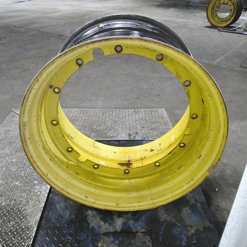23"W x 38"D, John Deere Yellow 12-Hole Stub Disc , -3.5" Offset